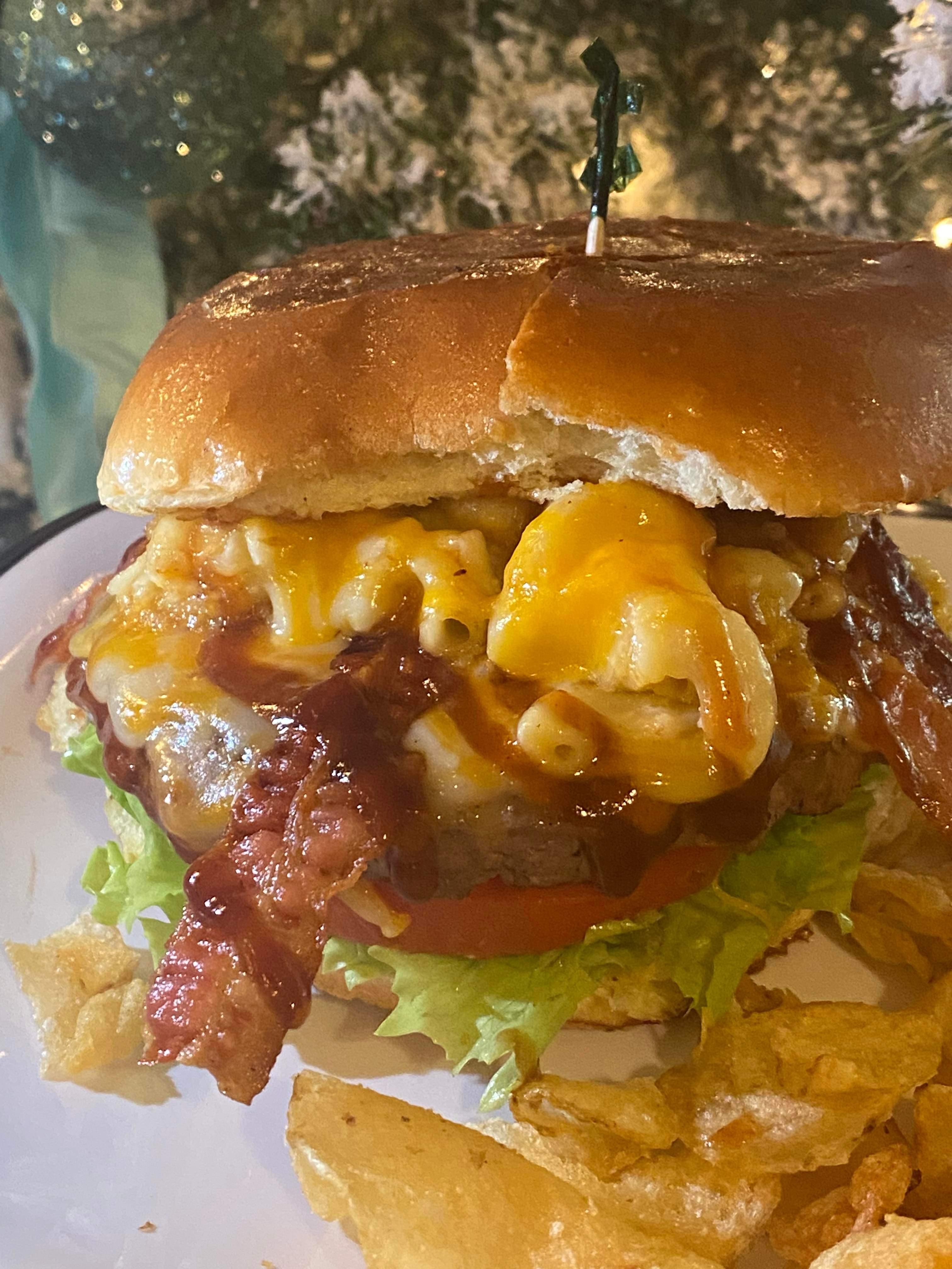 Bacon Barbecue Mac & Cheese Burger