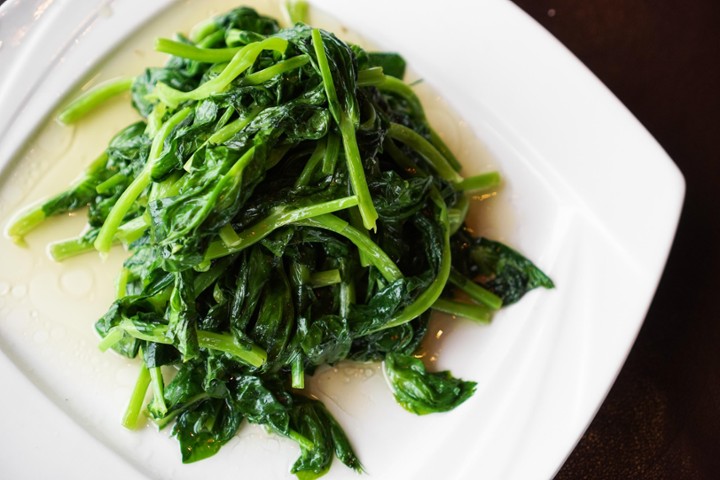 Sauteed Snow Pea Leaves 清炒豆苗