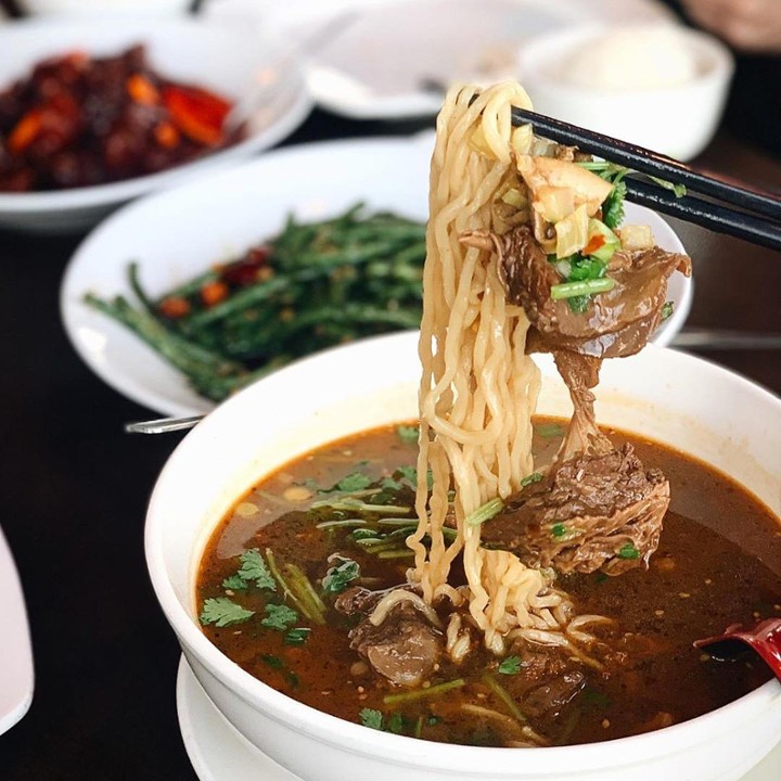 Beef Noodle Soup 红烧牛肉汤面