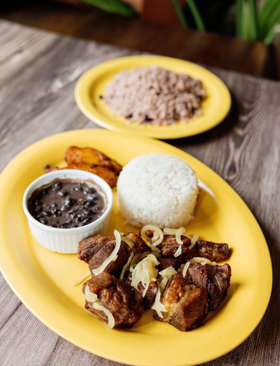 Masas de Puerco (Fried Pork Chunks)