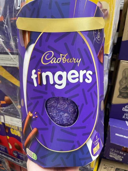 Cadbury Fingers Large Egg 212.5g
