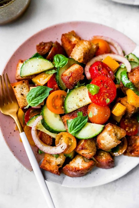 Panzanella salad