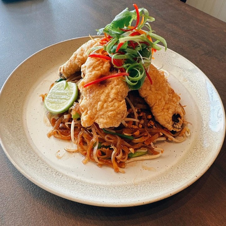 Korat Noodle with Fried Duck Lunch