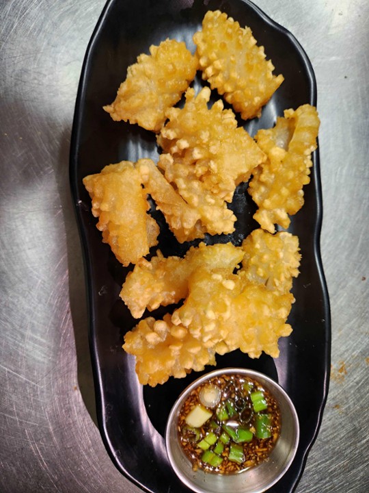 Fried Calamari with Ginger Lime Sauce