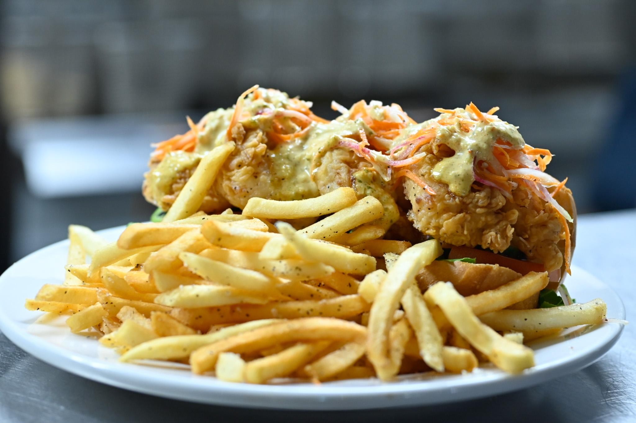 Shrimp Poboy & Fries