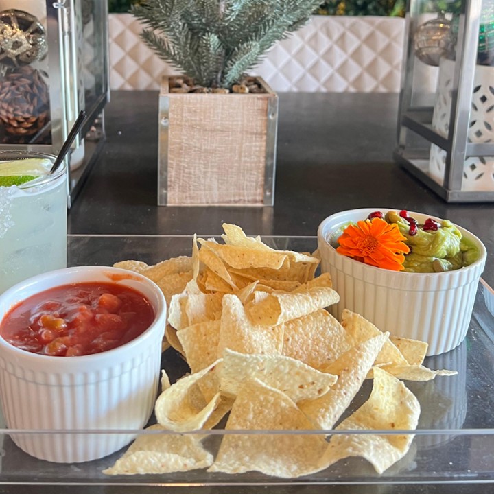 GUAC, SALSA & CHIPS