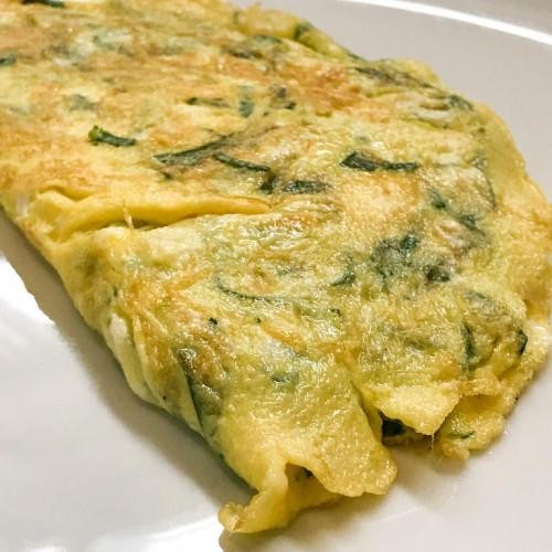 SPINACH AND CHEESE OMELLET
