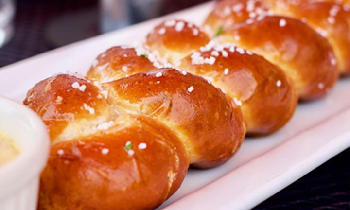 PHILLY SOFT PRETZEL