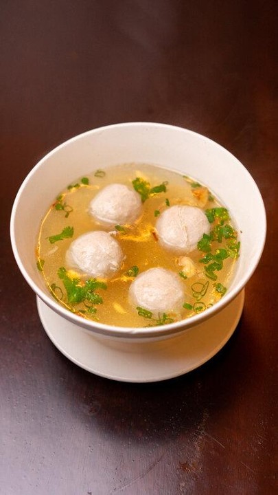 魚丸湯 Stuffed Fish Balls in Soup