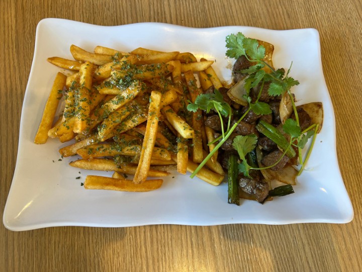 Cube Filet Mignon and Garlic Butter Fries *NEW*