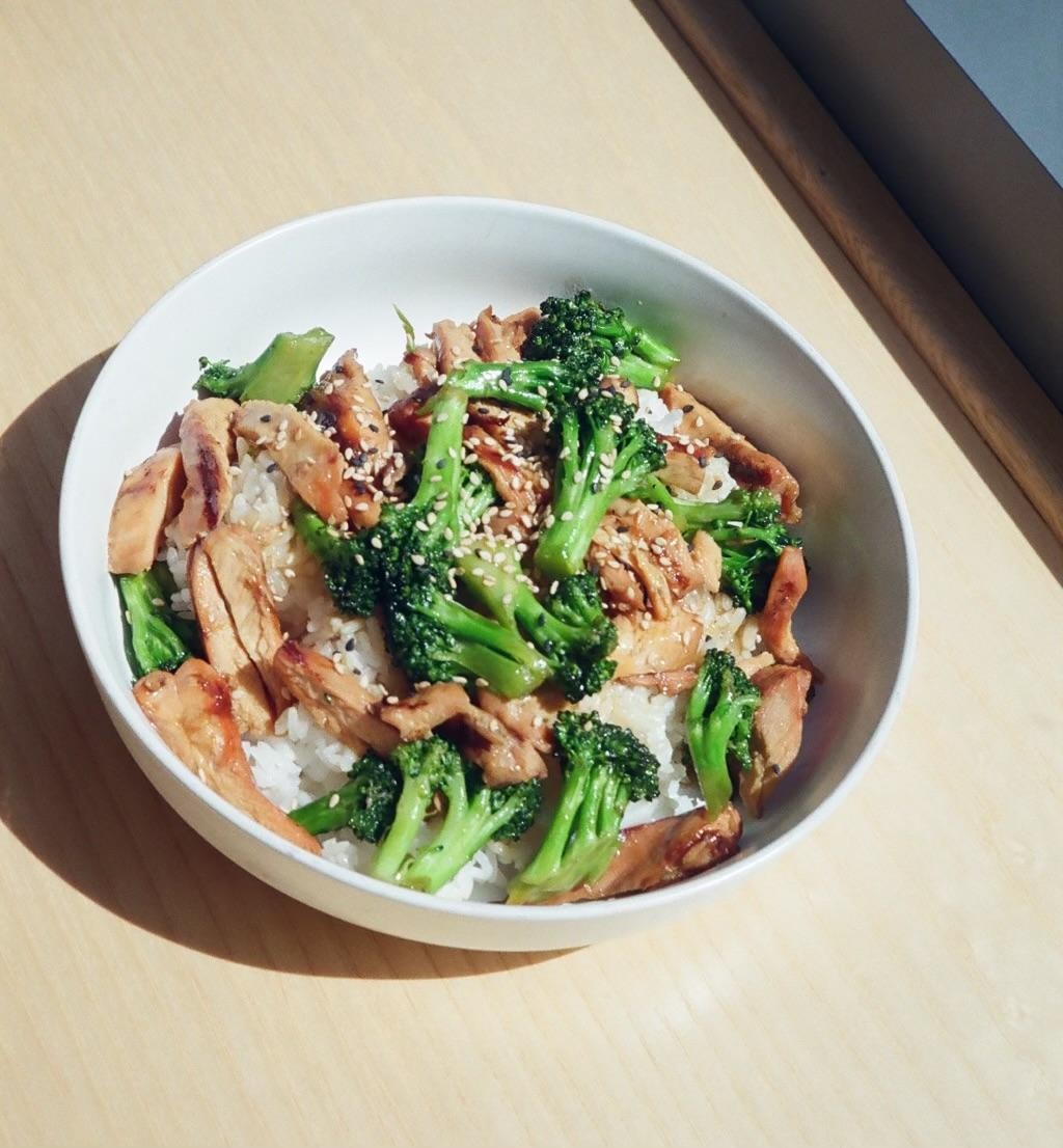Chicken and Broccoli Bowl