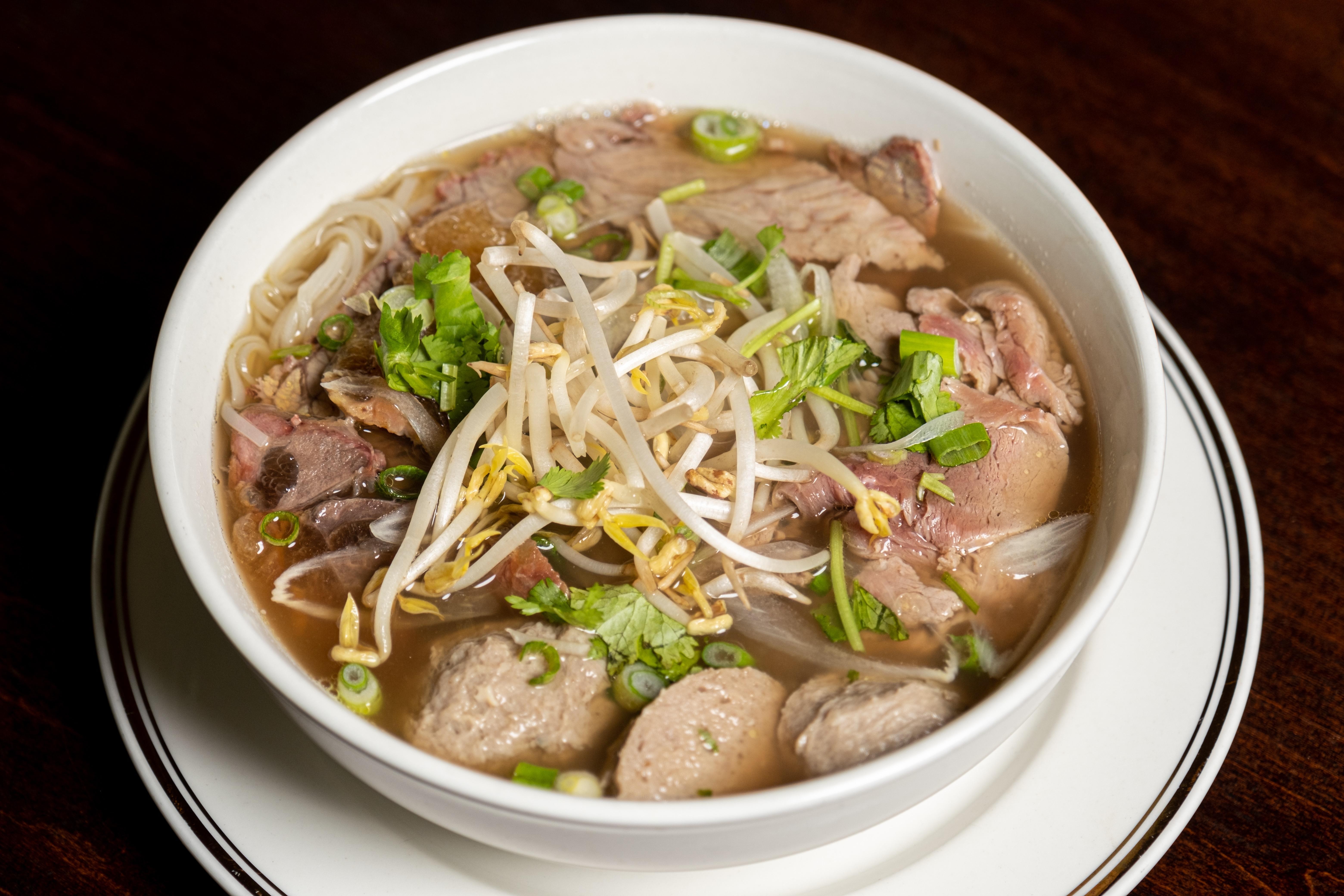 Pho Deluxe