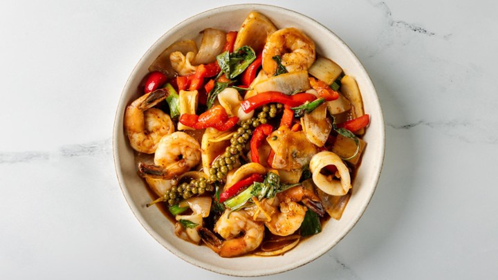 Young Coconut Seafood Pad Phet (GF)