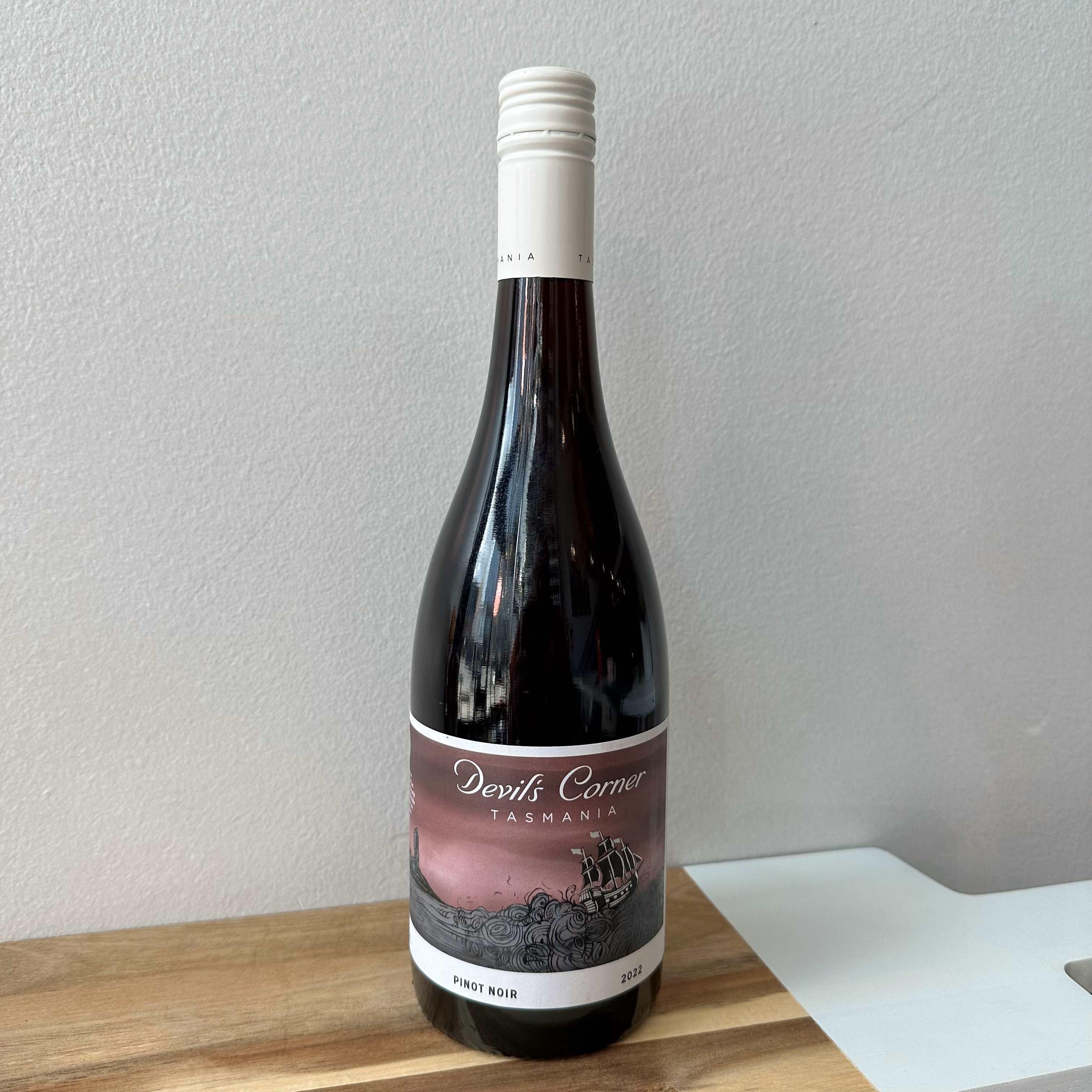 Devil's Corner Pinot Noir 2022 Tasmania, Australia