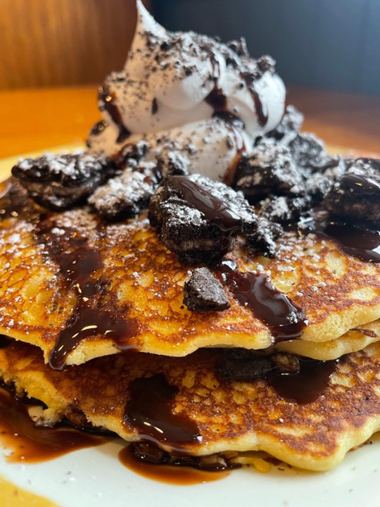 Cookies & Cream Pancakes