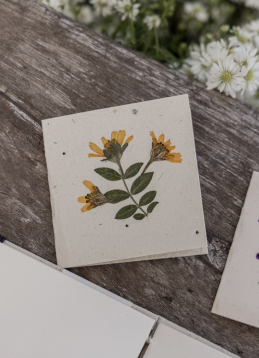 Small Handcrafted Note Card with Pressed Flowers
