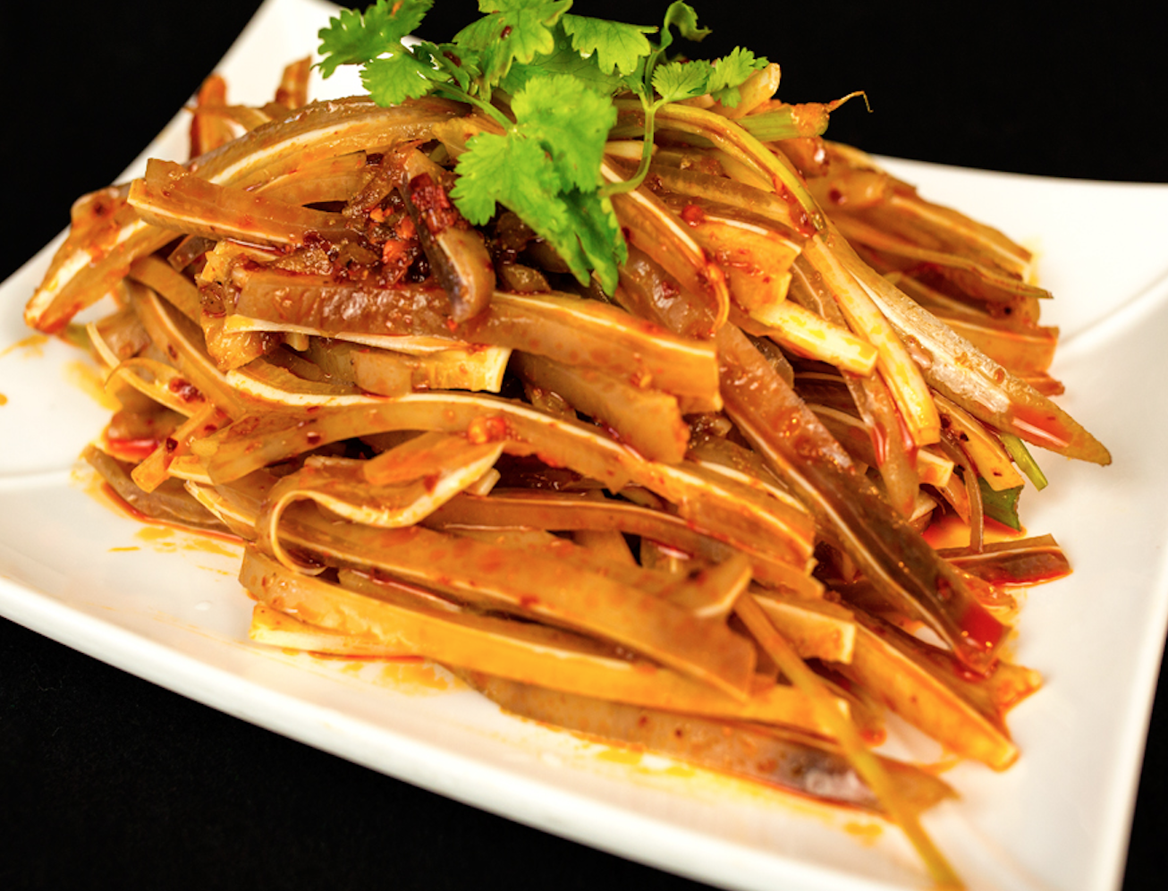 A8 Sliced Pig Ear in Chili Oil SERVED COLD 红油耳条