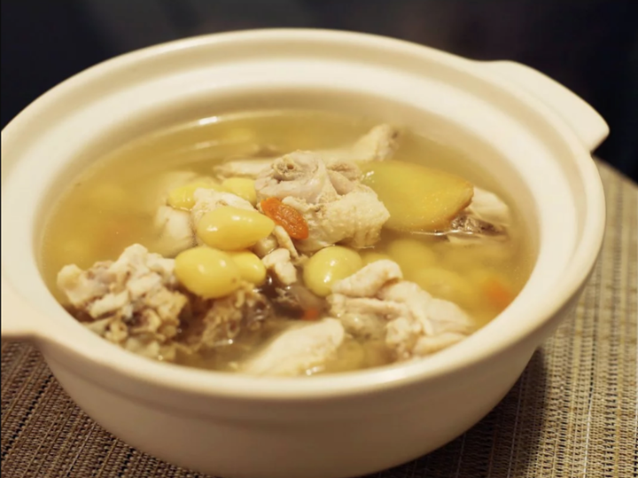S3 Stewed Chicken Soup w. Ginkgo 白果炖鸡汤
