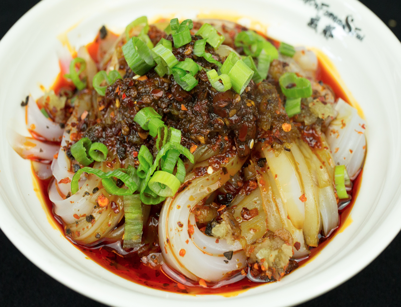 N13 Chengdu Liangfen Jelly Noodles SERVED COLD 成都凉粉