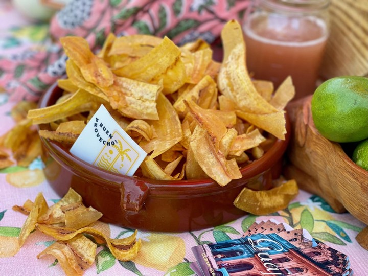 Homemade Plantain Chips *Mariquitas de Platano
