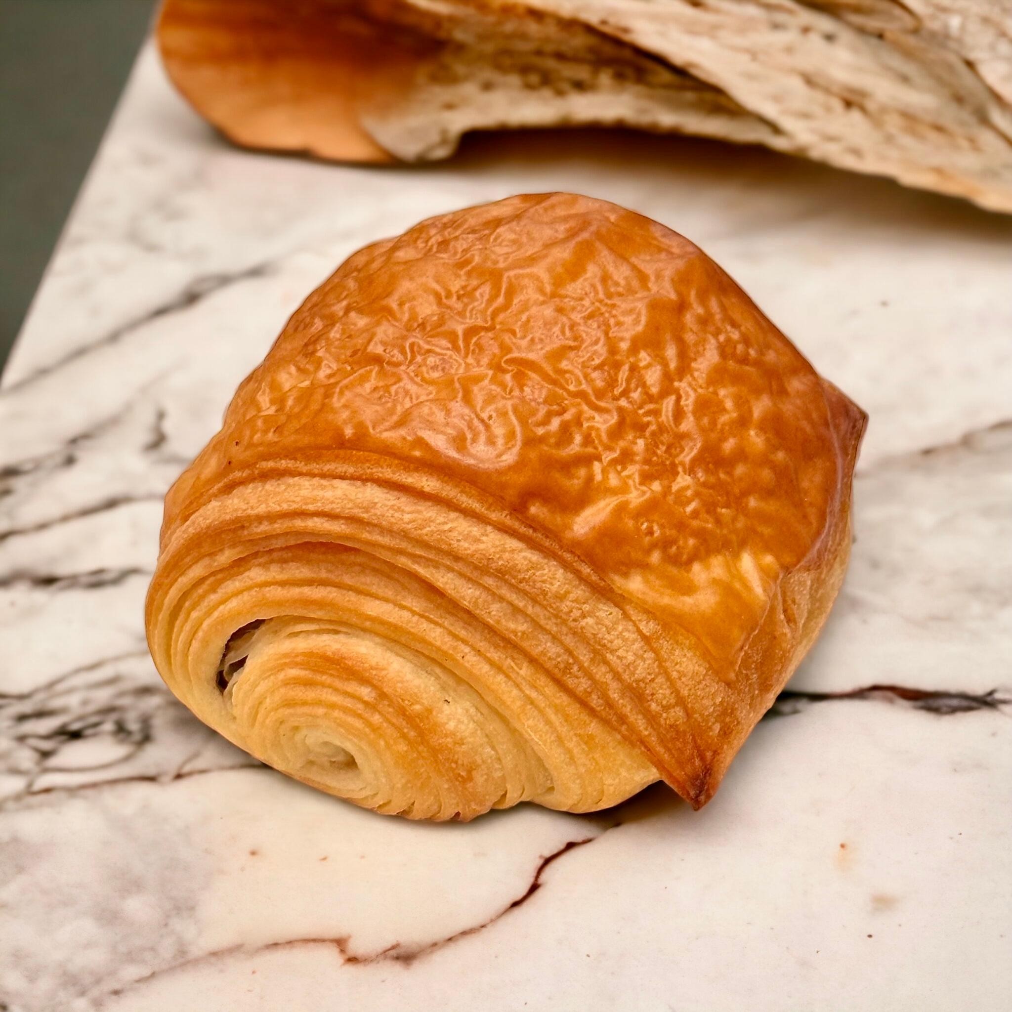 PAIN AU CHOCOLAT