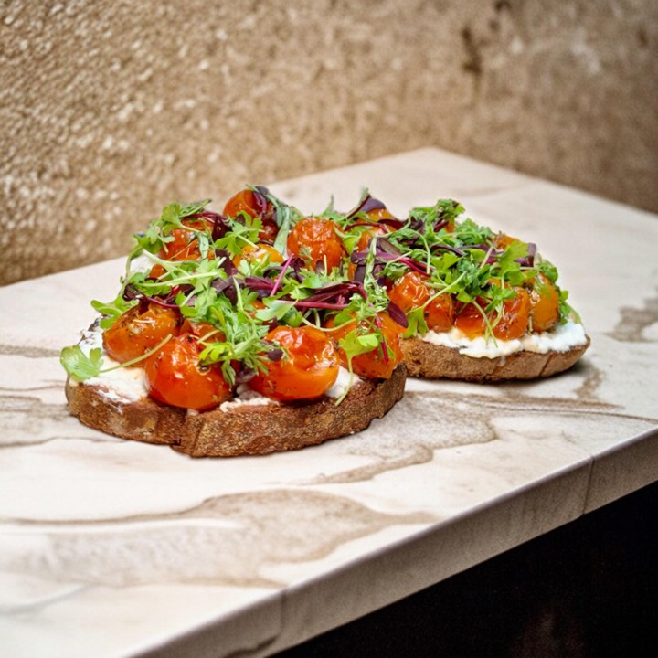 🍅 BURRATA BRUSCHETTA TOAST 🍅