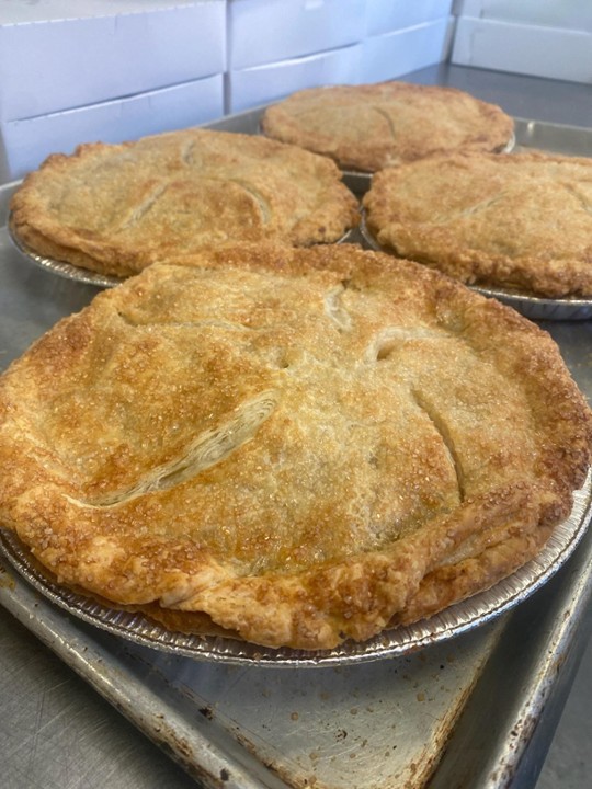 Traditional Apple Pie with Hand-rolled Butter Crust