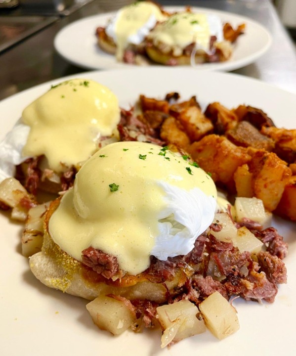 Corned Beef Hash Eggs Benedict