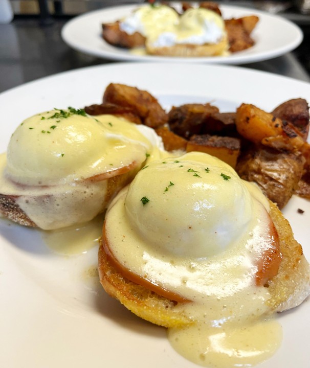 Traditional Eggs Benedict