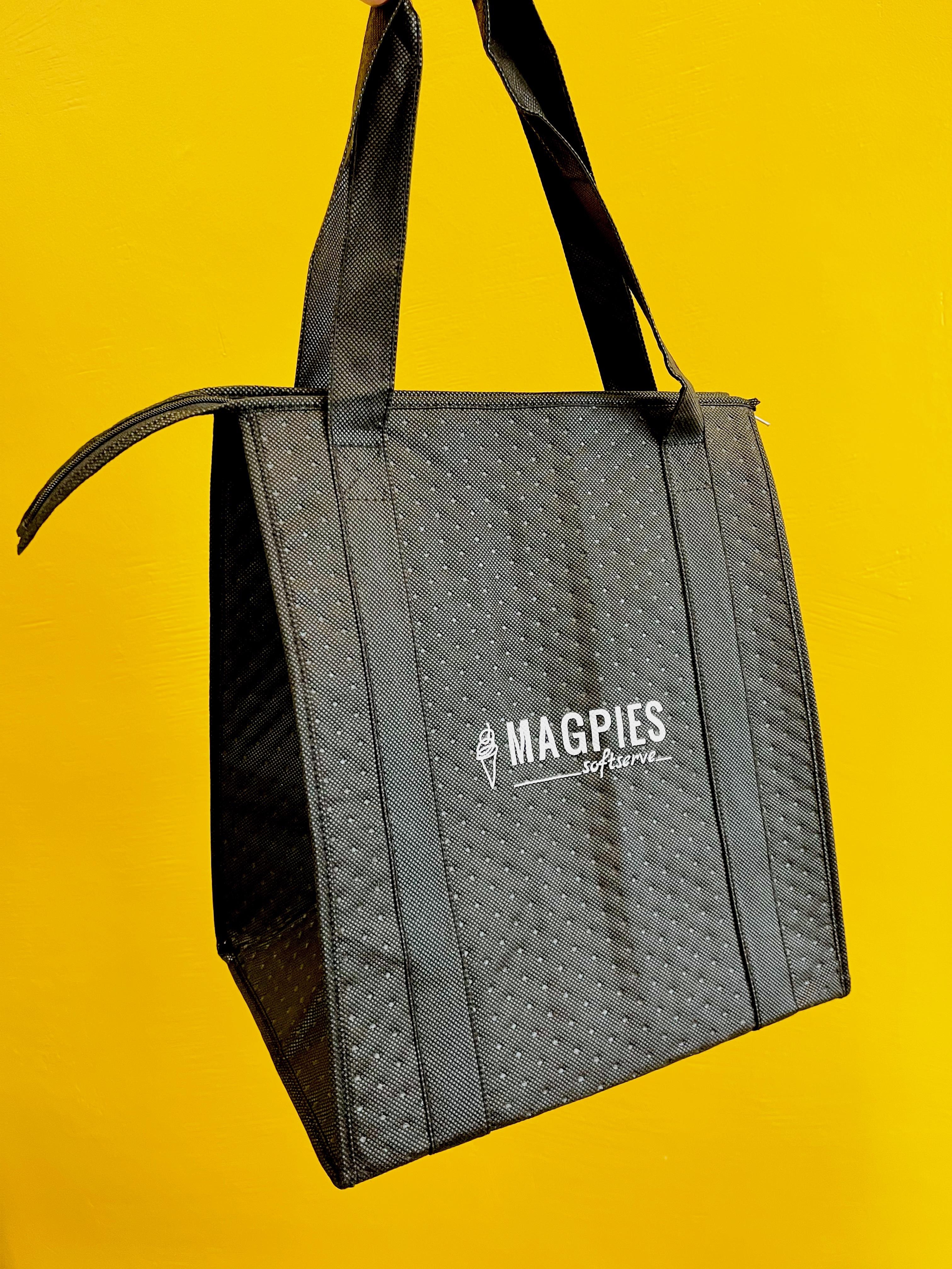 Magpies Insulated Tote with Ice Pack (Fits a maximum of 2 whole pies)