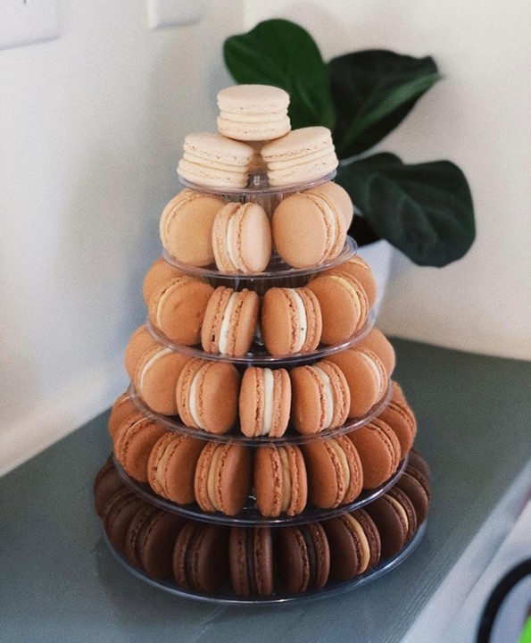 Nude Ombre Macaron Tower