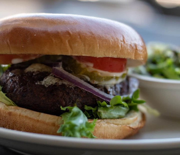 Harvest Lentil Burger (V+, V, N)