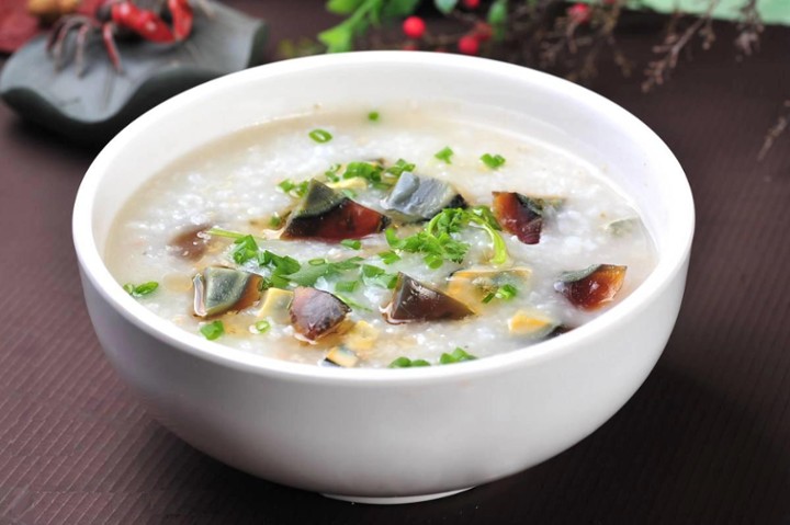 Congee With Pork And Preserved Egg 皮蛋瘦肉粥