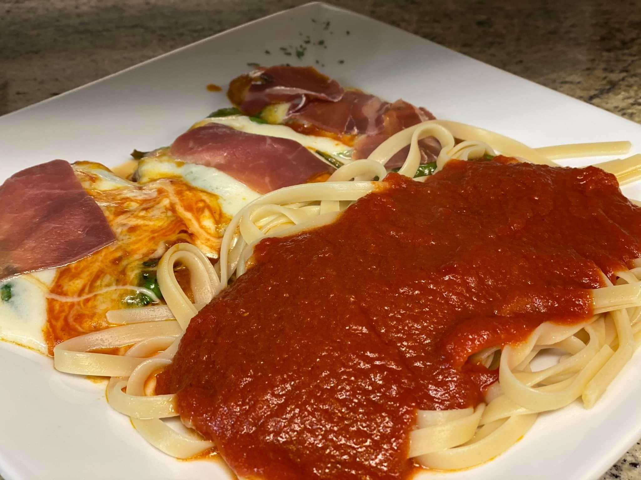 Pasta Bambini Spaghetti with Tomatoes and Mozzarella