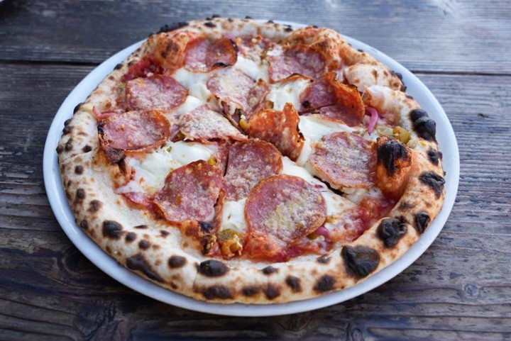 Salami Pizza