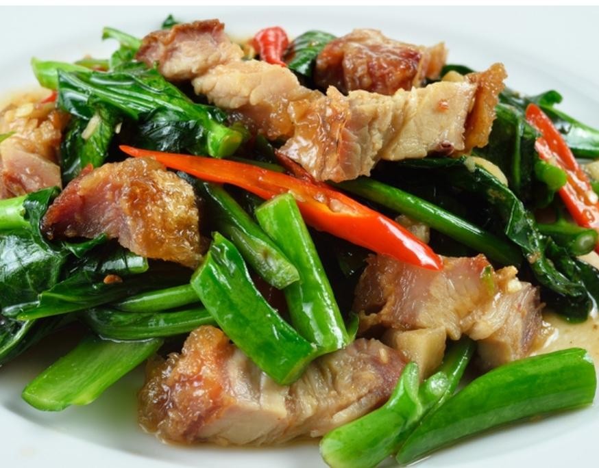 Crispy Pork Belly With Chinese Broccali