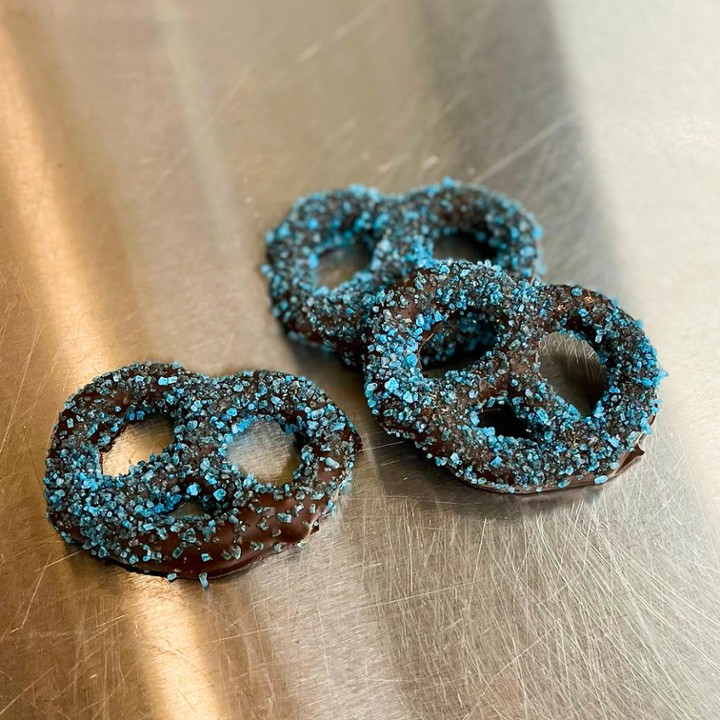 Blue Crystals Chocolate Covered Pretzels - 8ct Box