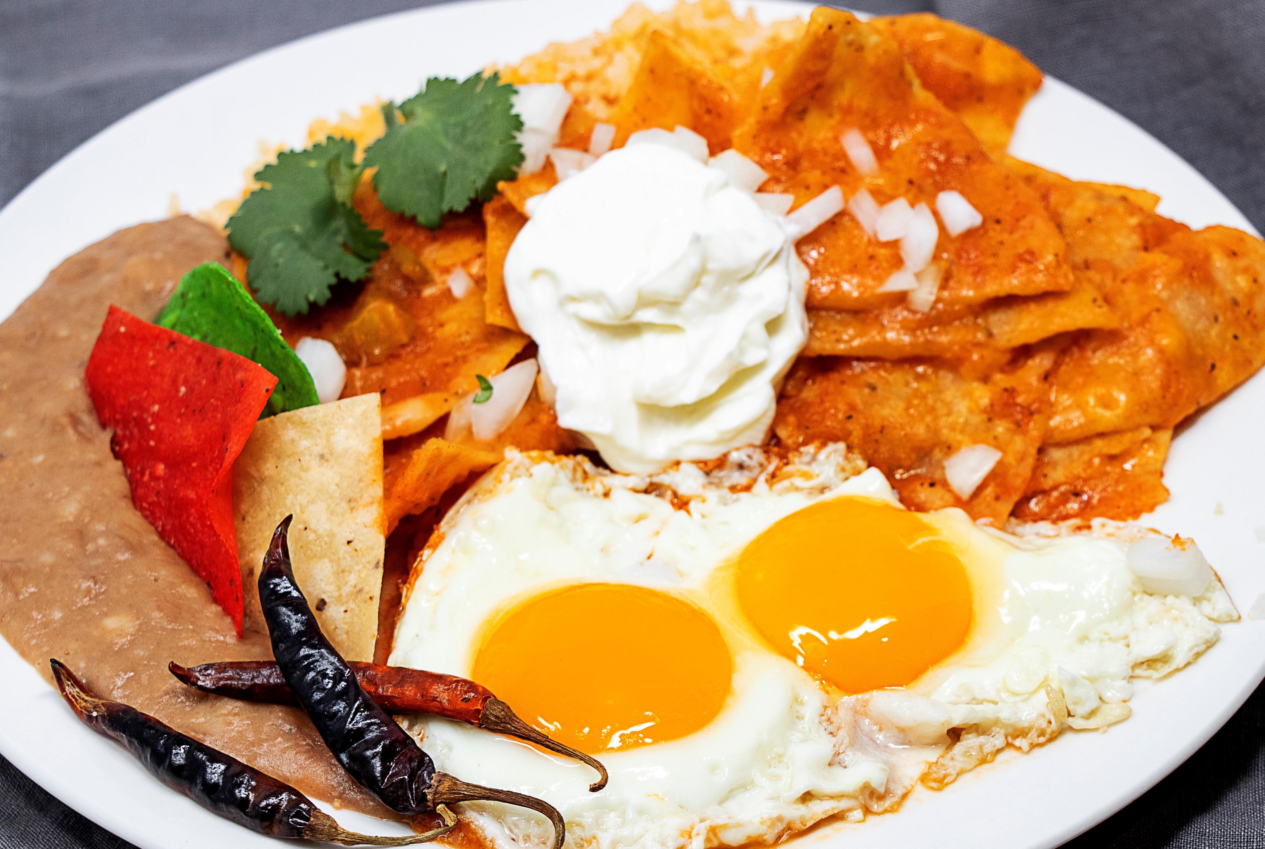 Chilaquiles with 2 eggs