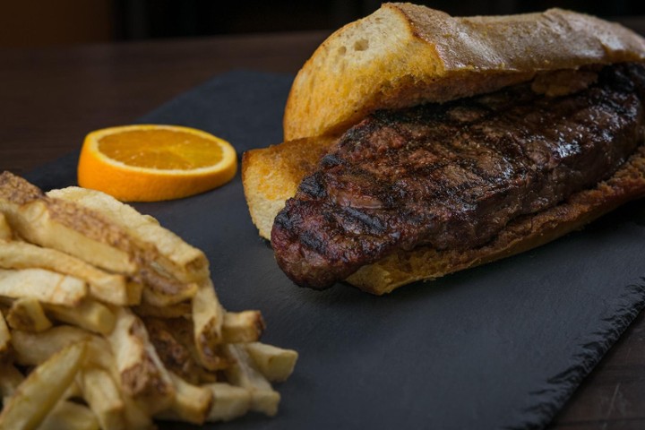 Creekstone Charcoal-Broiled Steak Sandwich