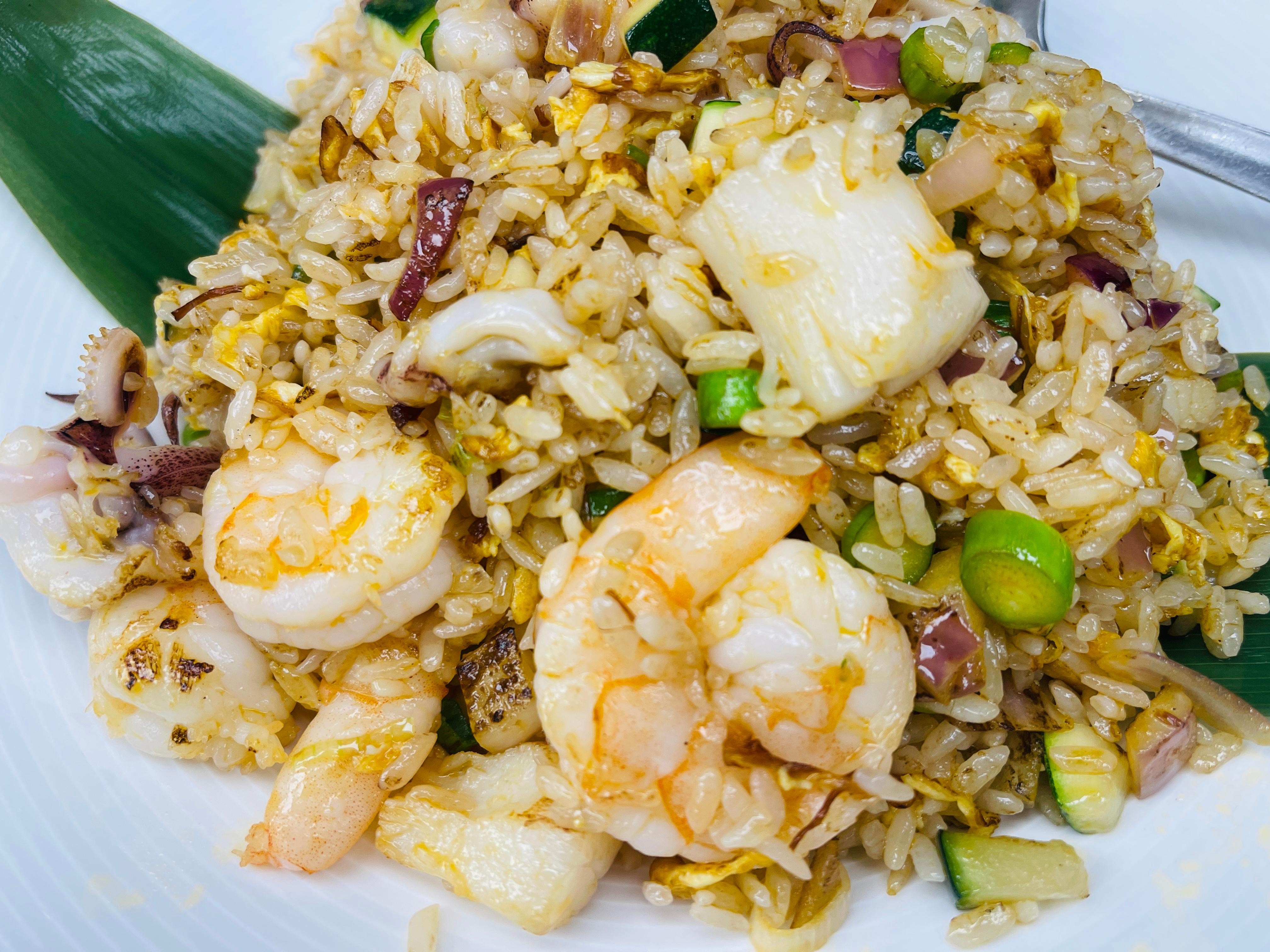 Spicy Seafood Fried Rice 辣海鲜炒饭