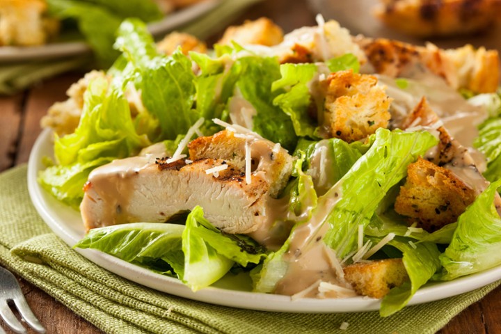 GRILLED CHICKEN CAESAR