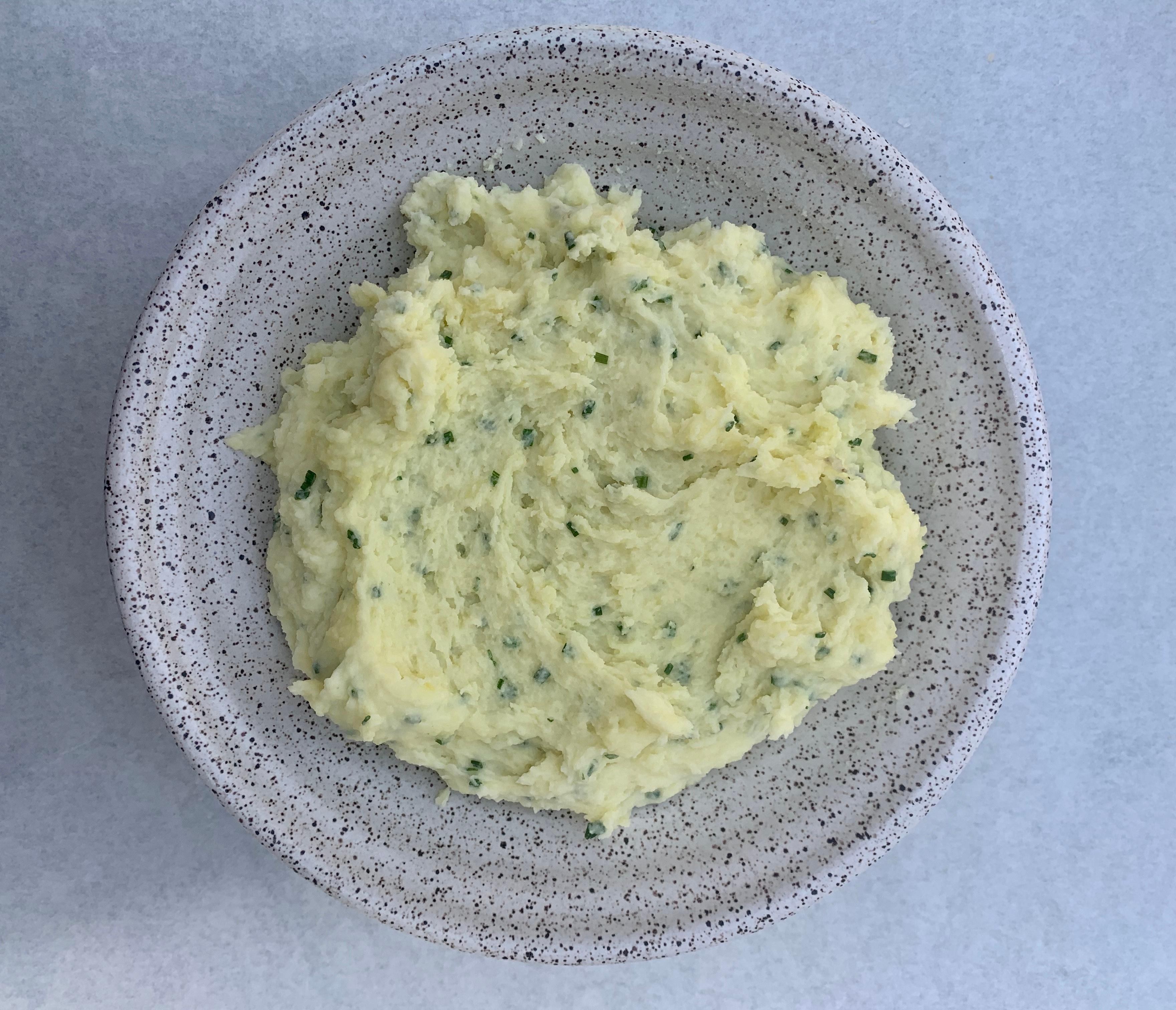 Chive Sour Cream Mashed Potatoes