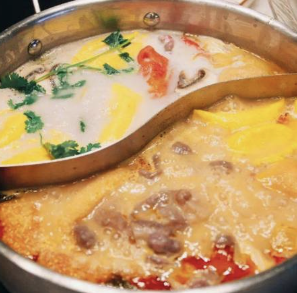 Curry & Tom Yum Hot Pot 冬阴咖喱鸳鸯锅
