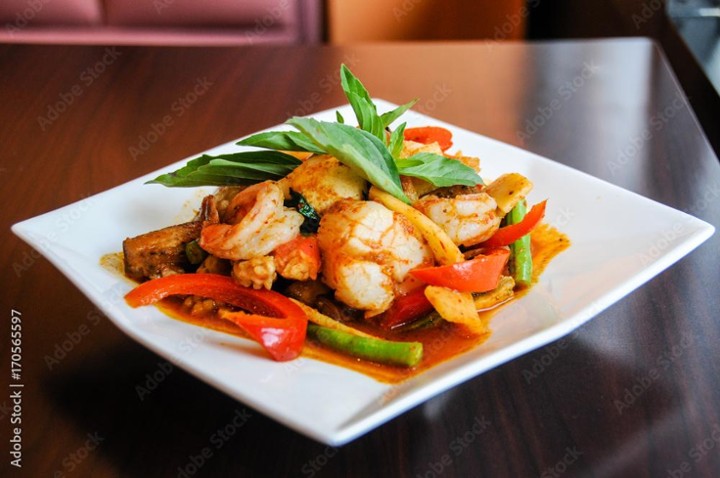 Spicy Basil Seafood
