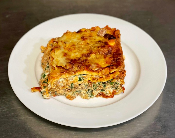 Classic Meat Lasagna