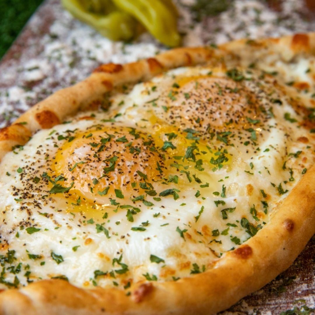 Adjaruli Khachapuri