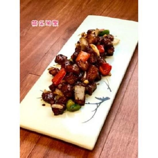 B6 石板牛柳粒 Premium Steak Tips with Black Pepper