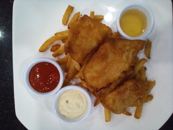 THE QUEENS FISH ‘N’ CHIPS