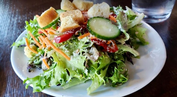 Dinner House Salad