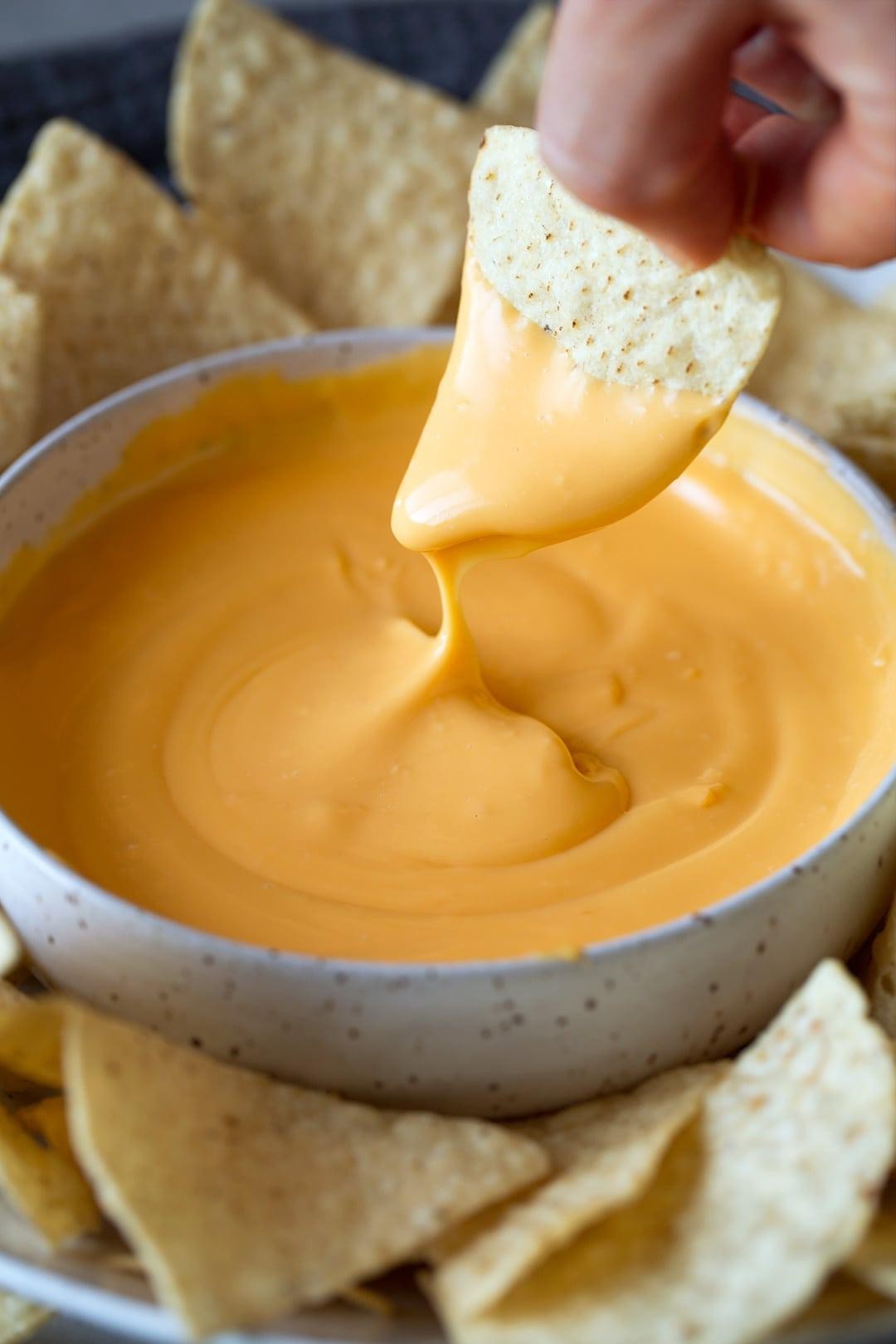 CHIPS N QUESO